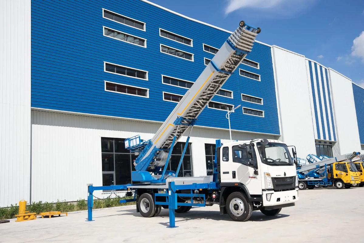 新沂小型云梯车上料车租赁多少钱