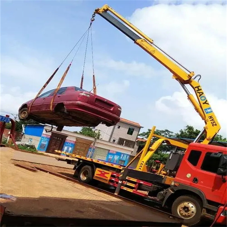 新沂吊车吊汽车的正确方法